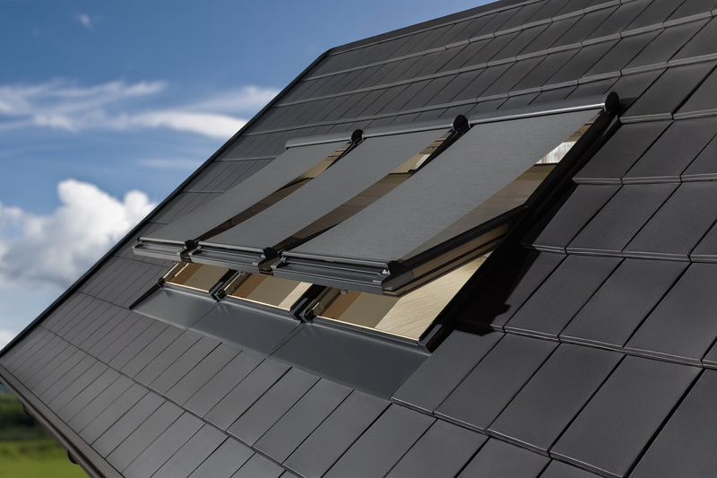 Markiza FAKRO AMZ KOMFORT/092 RAL 7016 114x140