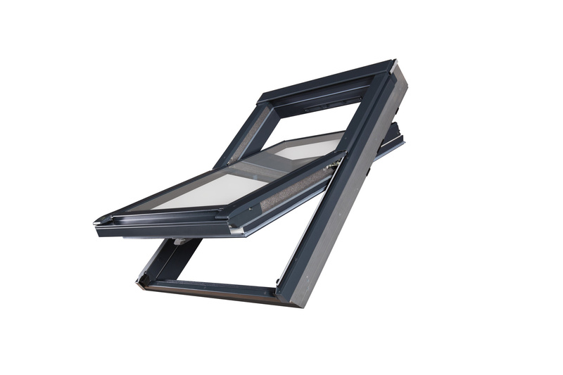 Okno dachowe Fakro PTP-V U41 ACMX RAL 7016 78x118 3-szybowe PVC