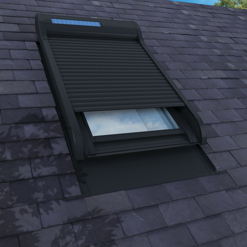 Roleta zewnętrzna do okna dachowego Fakro ARZ Komfort Solar 102 66x60 solarna