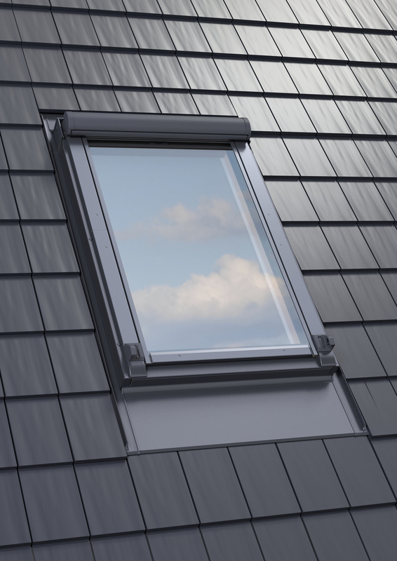 Markiza FAKRO AMZ KOMFORT 090 RAL 7022 114x140