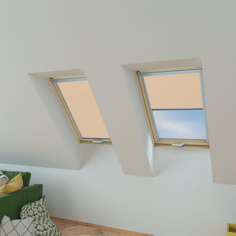 Roleta wewnętrzna do okna dachowego Fakro ARP Z-W/241 55x78 rozpraszająca elektryczna